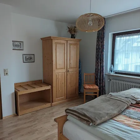 Dallinger Apartment Anger